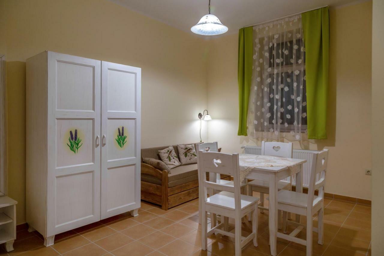 Balzsam apartmanház Harkány Exterior foto