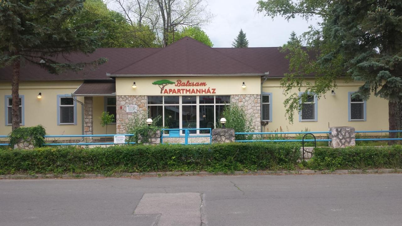 Balzsam apartmanház Harkány Exterior foto